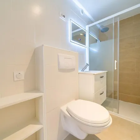 28 Grand Rocher Bright & Quiet Ground Floor 4 Bdr Appartamento