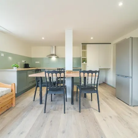 28 Grand Rocher Bright & Quiet Ground Floor 4 Bdr Appartamento